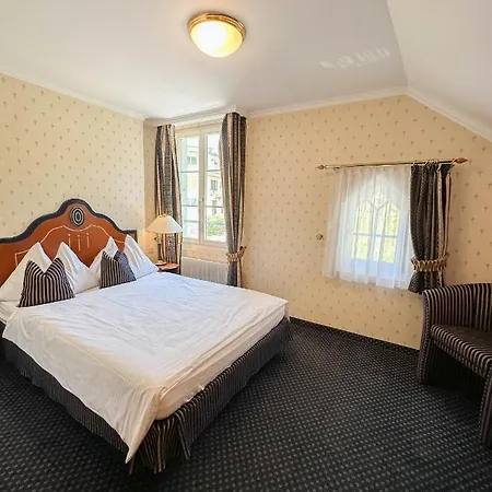 Dependance Stella Del By Restaurant Bellevue Au Oberhofen